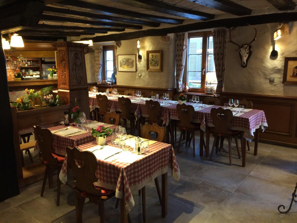 Auberge Des Trois Chateaux Eguisheim Exterior foto