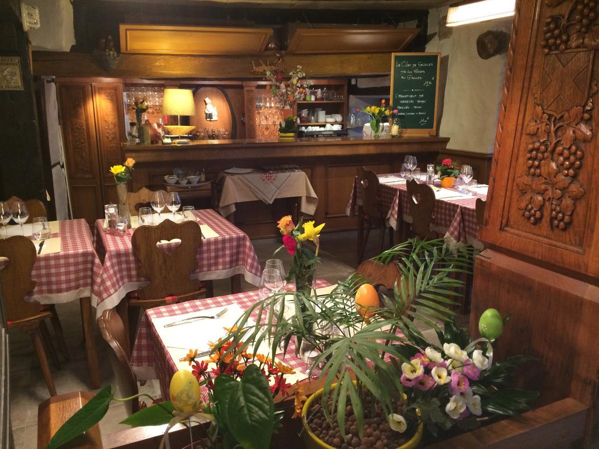 Auberge Des Trois Chateaux Eguisheim Exterior foto